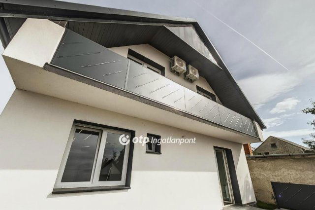 Eladó családi ház, Gyenesdiáson 139 M Ft, 4+1 szobás