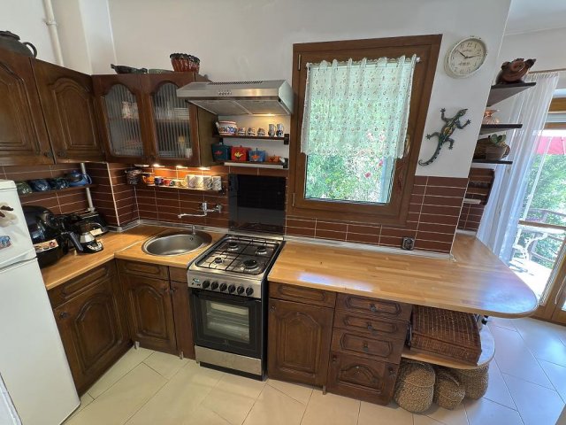 Eladó családi ház, Szentendrén 119 M Ft, 4 szobás