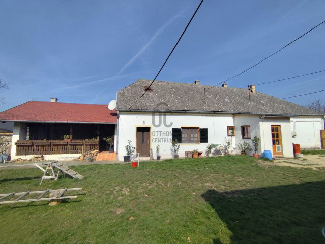 Eladó családi ház, Márkón 85 M Ft, 4 szobás