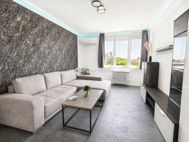 Kiadó téglalakás, albérlet, Debrecenben 240 E Ft / hó, 3 szobás