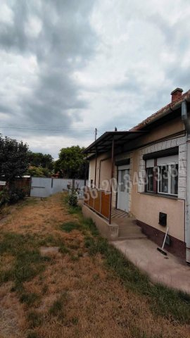 Eladó családi ház, Hajdúböszörményen 62 M Ft, 2 szobás