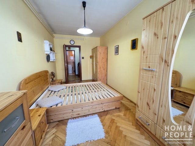 Eladó téglalakás, Szegeden 52 M Ft, 2 szobás