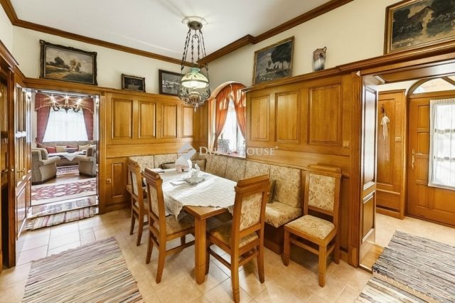 Eladó családi ház, Cibakházán 371.25 M Ft, 5 szobás