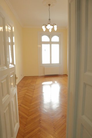 Kiadó téglalakás, albérlet, VIII. kerületben, Nap utcában