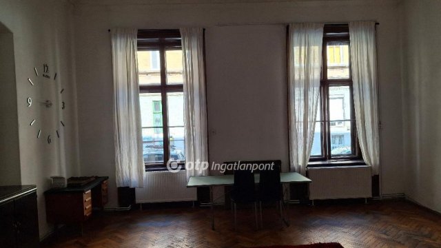 Eladó téglalakás, Budapesten, VII. kerületben 94.5 M Ft
