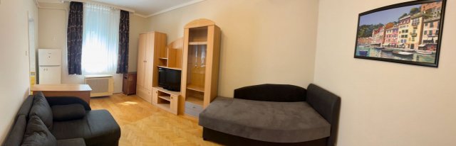 Kiadó panellakás, albérlet, Debrecenben 150 E Ft / hó, 1 szobás