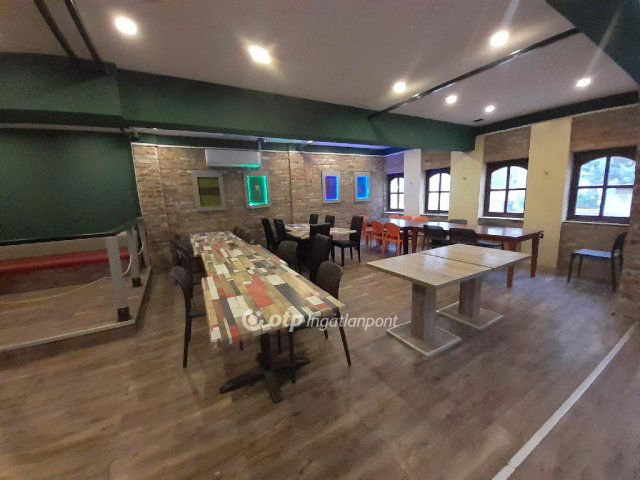 Kiadó üzlethelyiség, Balatonföldváron 500 E Ft / hó