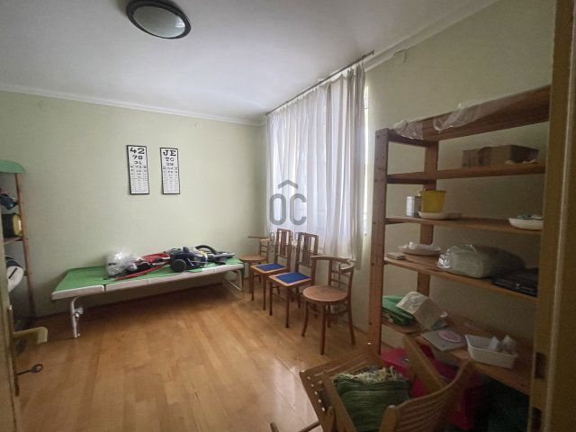 Kiadó téglalakás, albérlet, Vácon 300 E Ft / hó, 4 szobás