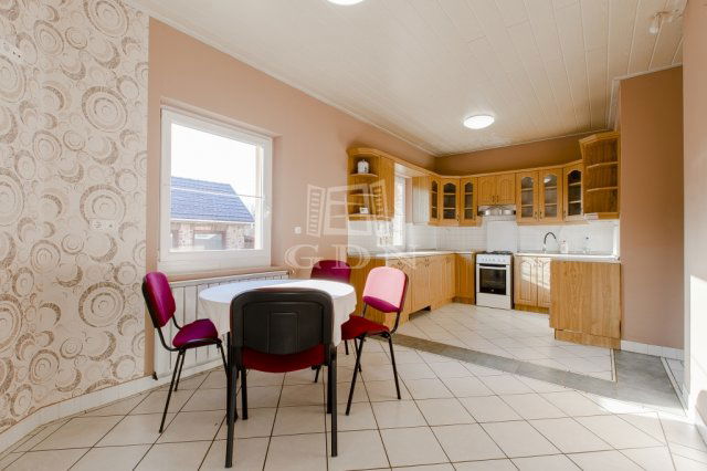 Eladó családi ház, Gödön 139 M Ft, 6 szobás