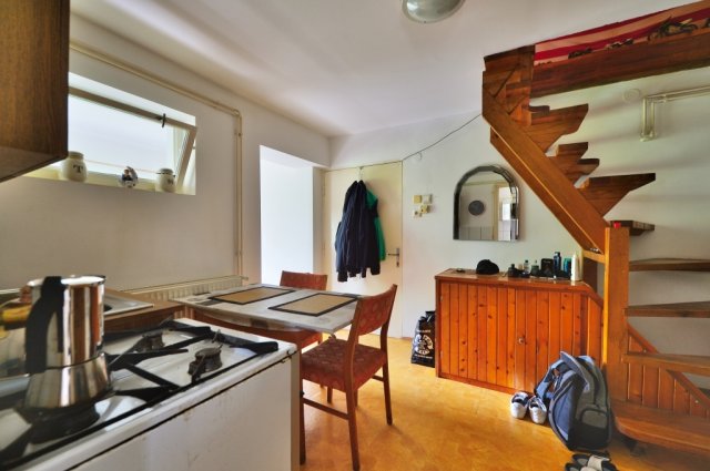 Eladó családi ház, Székesfehérvárott 172.9 M Ft, 6 szobás