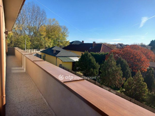 Eladó családi ház, Debrecenben 129 M Ft, 4 szobás