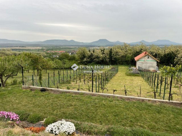 Eladó családi ház, Zalahalápon 350 M Ft, 4 szobás