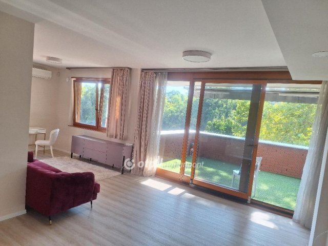 Eladó téglalakás, Budapesten, III. kerületben 195 M Ft, 2 szobás