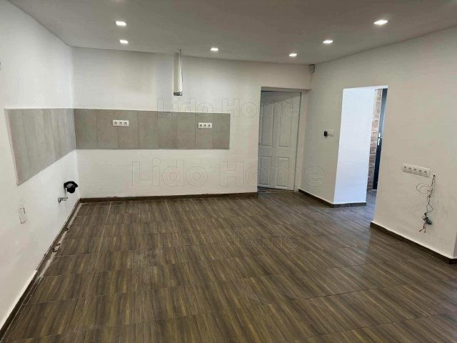 Eladó családi ház, Lepsényben 34.9 M Ft, 2 szobás