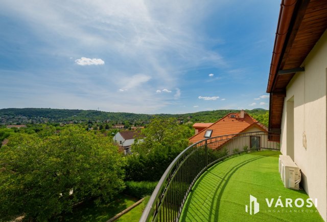 Eladó ikerház, Budapesten, III. kerületben 195 M Ft, 3 szobás