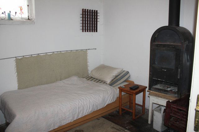 Eladó családi ház, Egyházaskeszőn 14.9 M Ft, 2 szobás
