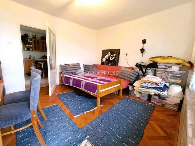 Eladó családi ház, Mohácson 13.5 M Ft, 1 szobás