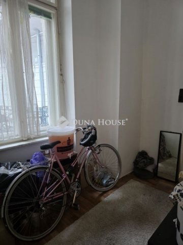 Eladó téglalakás, Budapesten, VIII. kerületben 130 M Ft