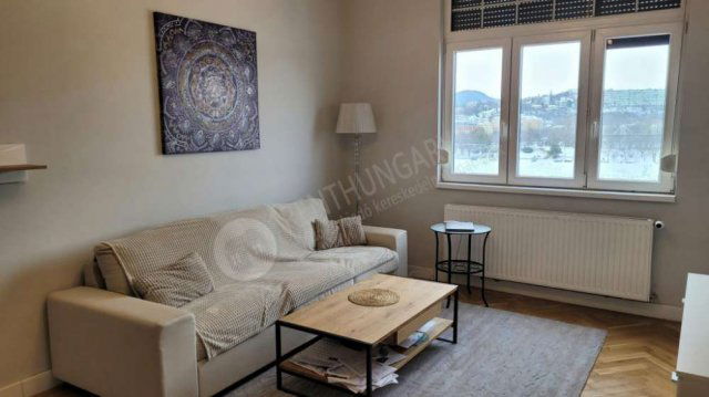 Kiadó téglalakás, albérlet, XIII. kerületben, Újpesti rakparton