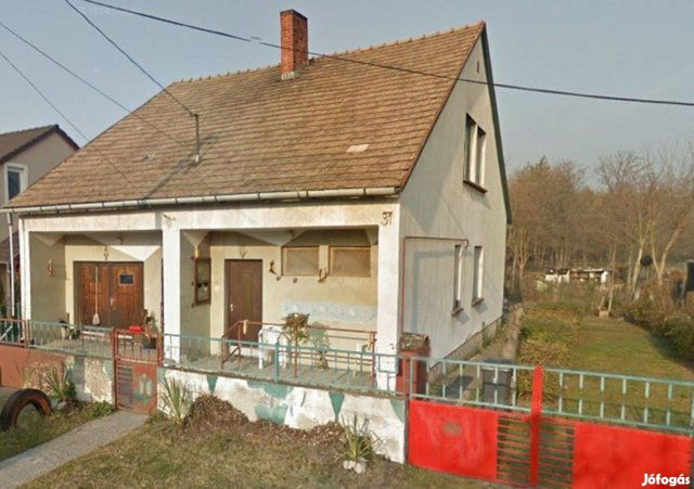 Eladó családi ház, Győrött 55 M Ft, 3 szobás