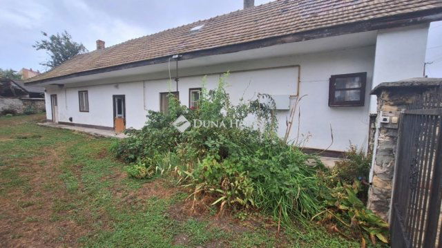 Eladó családi ház, Várpalotán 36.7 M Ft, 3 szobás