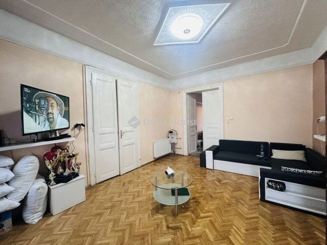 Eladó téglalakás, Budapesten, VIII. kerületben 69.9 M Ft