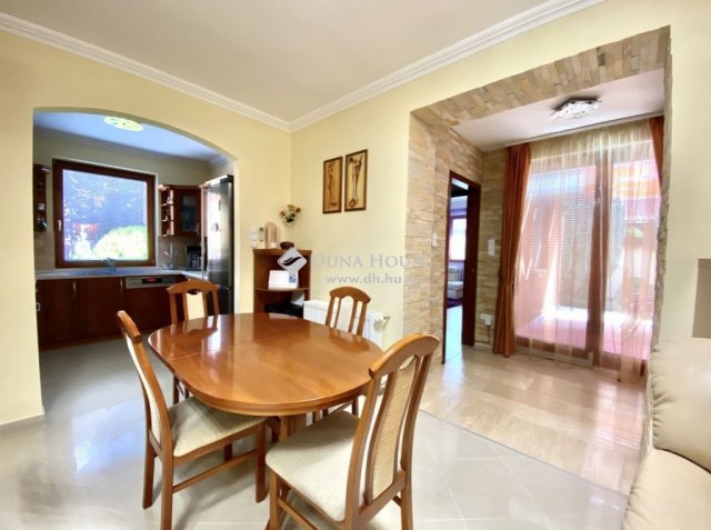 Eladó családi ház, Budapesten, XVII. kerületben 350 M Ft