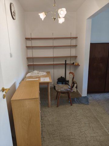 Kiadó panellakás, albérlet, Tatabányán 150 E Ft / hó