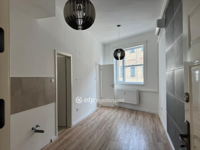 Eladó téglalakás, Budapesten, XXI. kerületben 32.9 M Ft