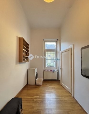 Eladó téglalakás, Budapesten, IX. kerületben 86 M Ft, 3 szobás