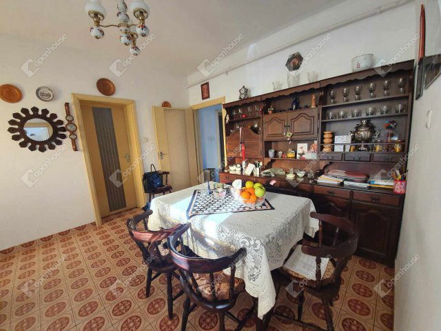 Eladó családi ház, Csokonyavisontán 38 M Ft, 4 szobás