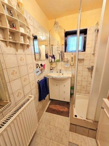 Eladó családi ház, Orfűn 49.99 M Ft, 3 szobás