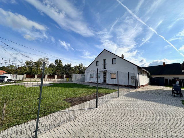 Eladó családi ház, Herenden 79.9 M Ft, 1+4 szobás