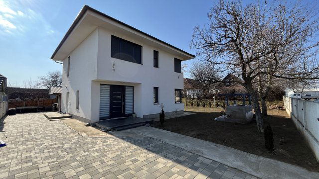 Eladó családi ház, Nyíregyházán 91.7 M Ft, 5 szobás