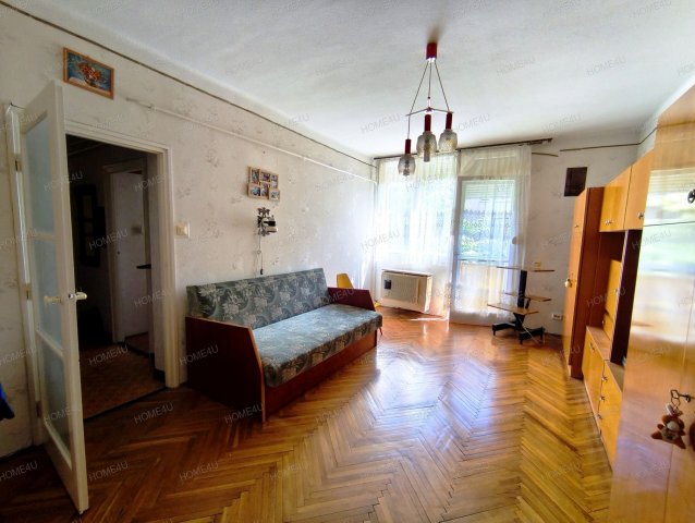 Eladó téglalakás, Szolnokon 26 M Ft, 1+1 szobás