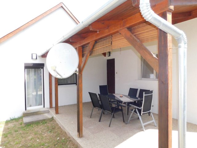 Eladó családi ház, Esztergályhorvátiban 49.9 M Ft, 2+1 szobás