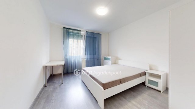Eladó panellakás, Miskolcon 33 M Ft, 2 szobás