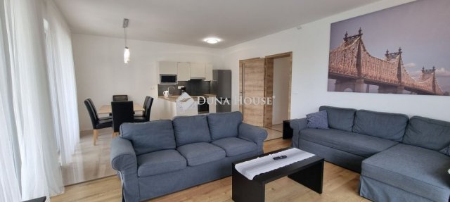 Eladó ikerház, Balatongyörökön 135 M Ft, 4 szobás