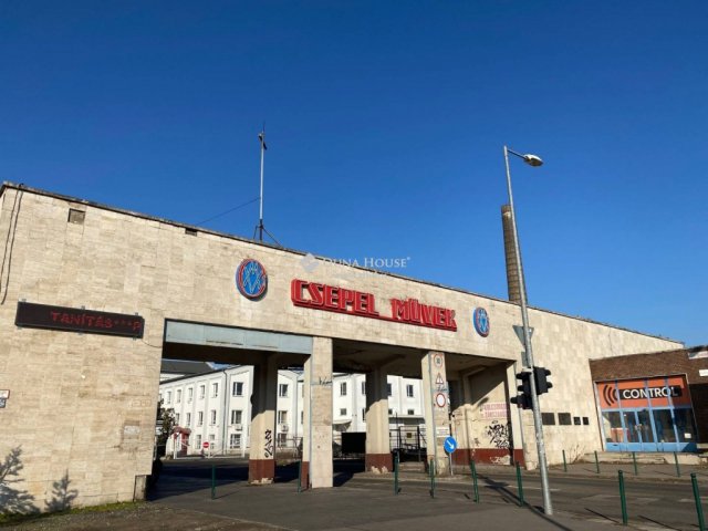 Eladó ipari ingatlan, Budapesten, XXI. kerületben 155 M Ft