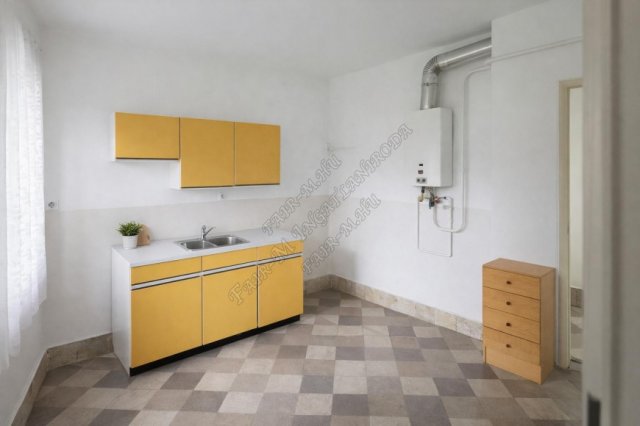 Eladó családi ház, Hódmezővásárhelyen 21 M Ft, 2 szobás