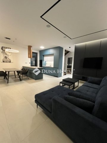Eladó családi ház, Zamárdiban 360 M Ft, 2+3 szobás