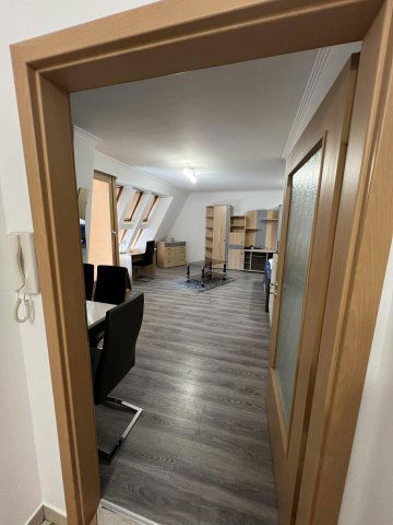 Kiadó téglalakás, albérlet, Pécsett 230 E Ft / hó, 2 szobás