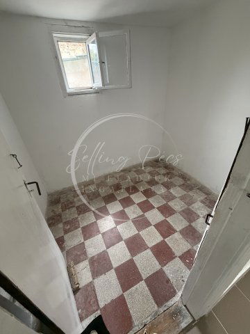 Eladó családi ház, Szigetváron 18.9 M Ft, 2 szobás