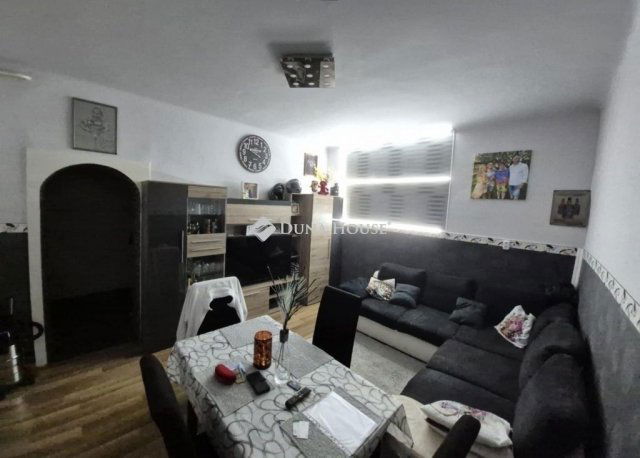 Eladó téglalakás, Budapesten, IV. kerületben 59.9 M Ft, 2 szobás