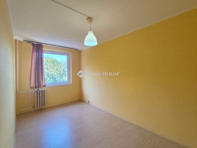 Kiadó panellakás, albérlet, Kecskeméten 140 E Ft / hó, 2 szobás