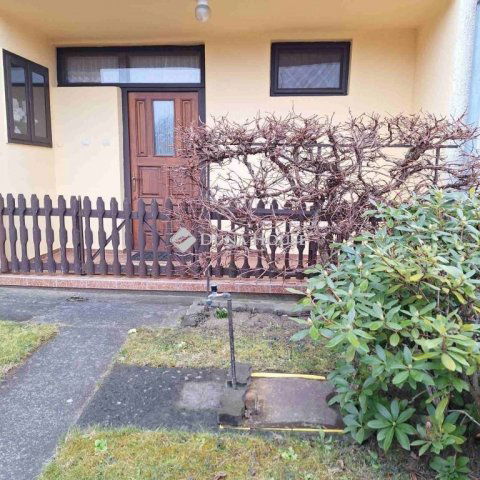 Eladó családi ház, Szentgotthárdon 54.9 M Ft, 4 szobás