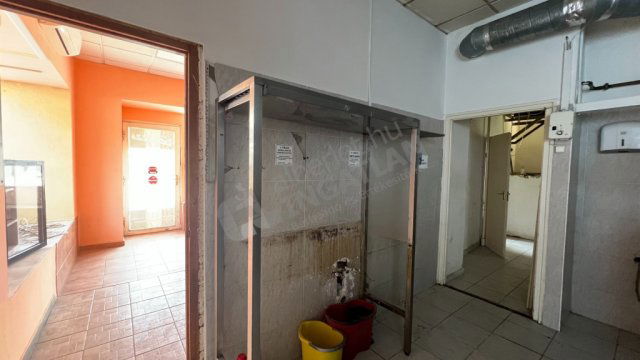 Eladó üzlethelyiség, Budapesten, XIV. kerületben 98 M Ft