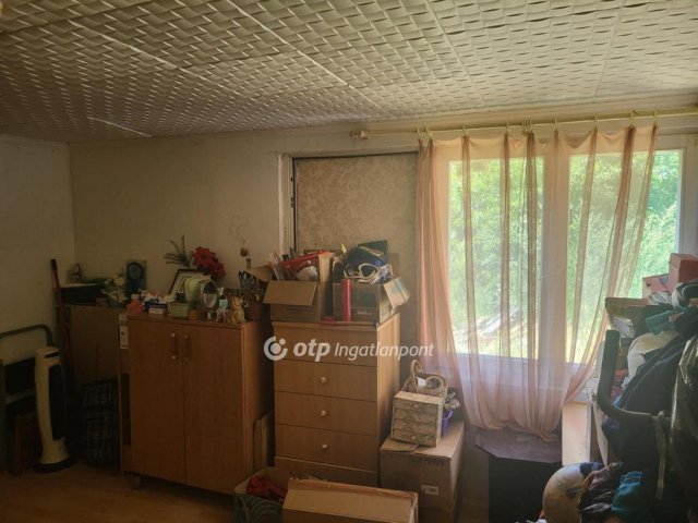 Eladó családi ház, Jászfényszarun 16.7 M Ft, 2 szobás