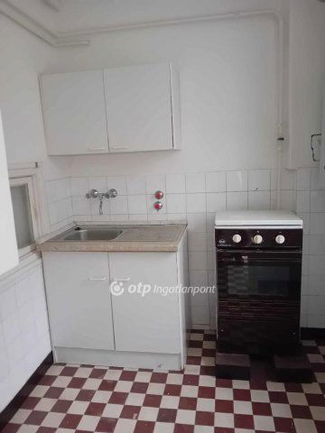 Eladó téglalakás, Hajdúszoboszlón 51.9 M Ft, 3 szobás