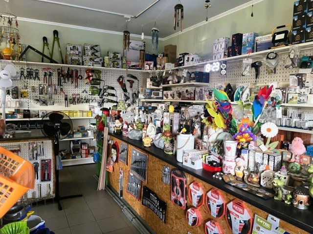 Eladó üzlethelyiség, Bugyin 79 M Ft, 1 szobás